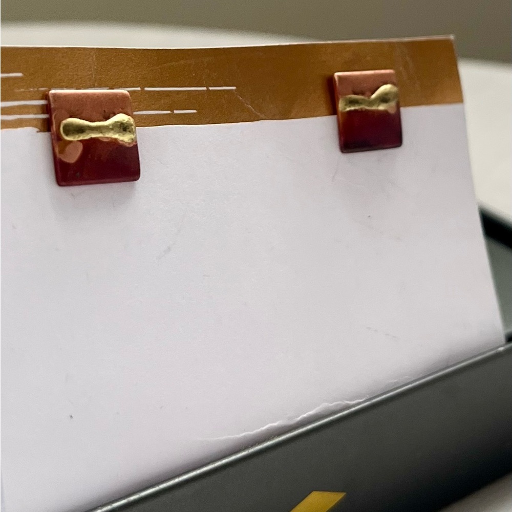 Source Unknown Gold and Red Square Earrings